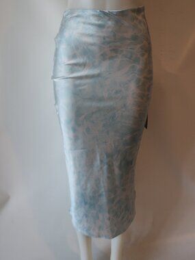 NWT Women MISA Los Angeles Light Blue White (Item-40) Floral Satin Pixie Skirt S